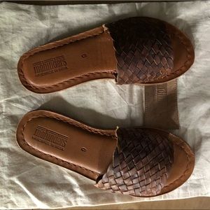Mohinders Sandals size 6